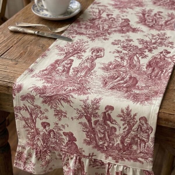 Fransız Köylü Desenli Fırfırlı Masa Runnerı Bordo(Ranır) Leke Tutmaz Keten Kumaş 40x140cm